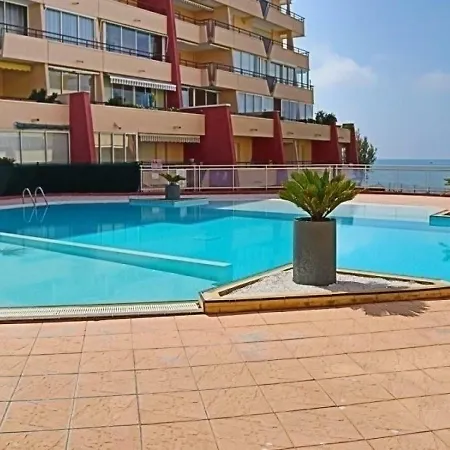 - 4 Pers, 26 M2, 2/1 * Sète