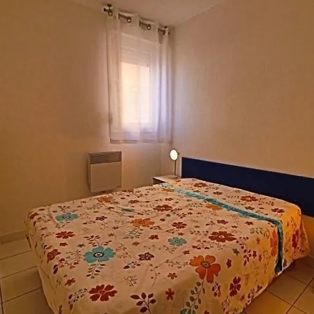 - 4 Pers, 26 M2, 2/1 Appartement *